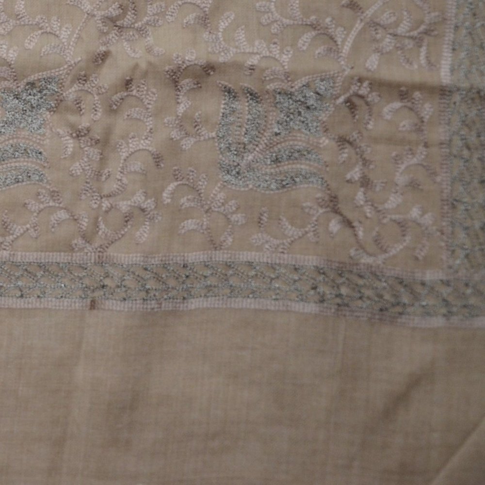 NEW Shawl, Beige, Indian Pashmina Wool, Full Embroidered Flower &Vine, 84x44 - Picture 6 of 12